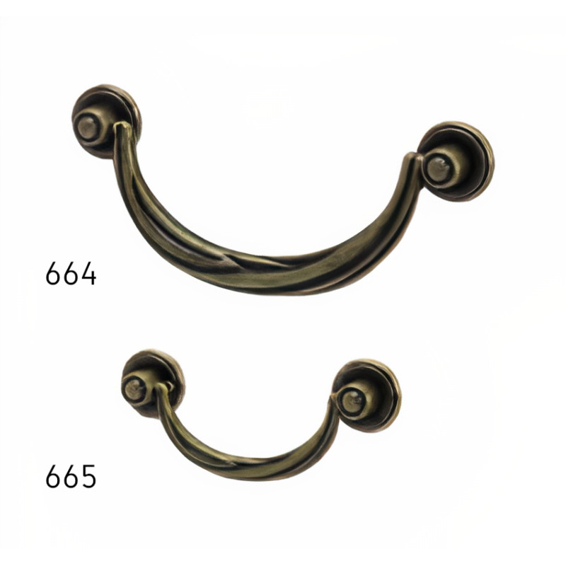 Puxador rústico, espelho redondo c/pingente asa Sofima 664, zamak bronze, 2 furos distância 96, C.110 x A.10 mm