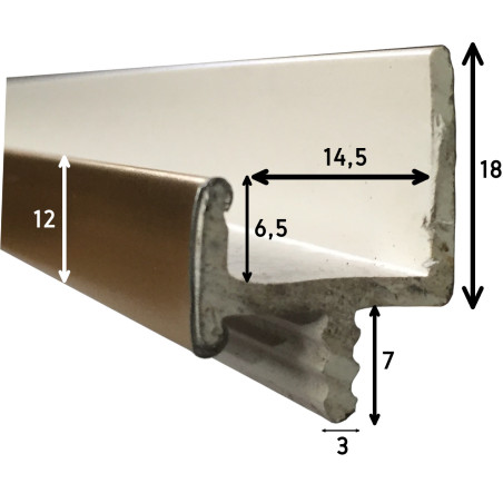 Perfil puxador, plástico PVC castanho com embutido dourado, L.18 x A.25 x C.2505 mm
