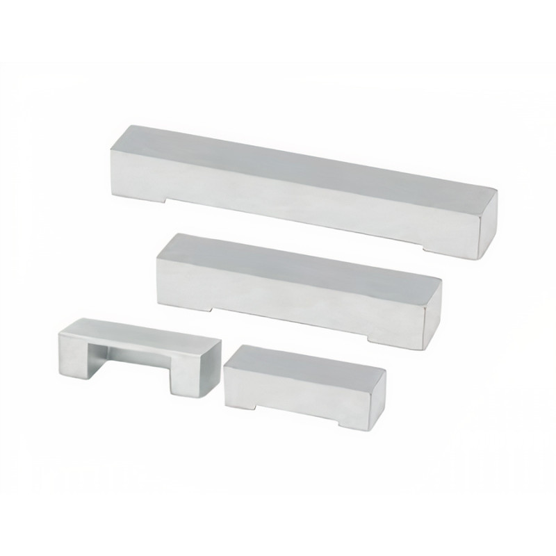 Puxador atual, barra rectangular quadrado concha Sofima 790, zamak niquelado mate, 2 furos distância 96, 16 x 16 x C.106 mm