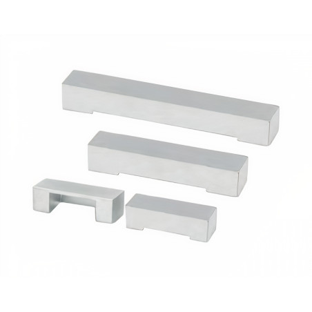Puxador atual, barra rectangular quadrado concha Sofima 790, zamak cromado, 2 furos distância 96, 16 x 16 x C.106 mm