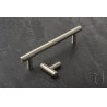Puxador atual, asa barra redonda reta TULIP Hrazda, ferro/alumínio preto, 2 furos distância 96, Ø.10/12 x A.35 x C.136 mm